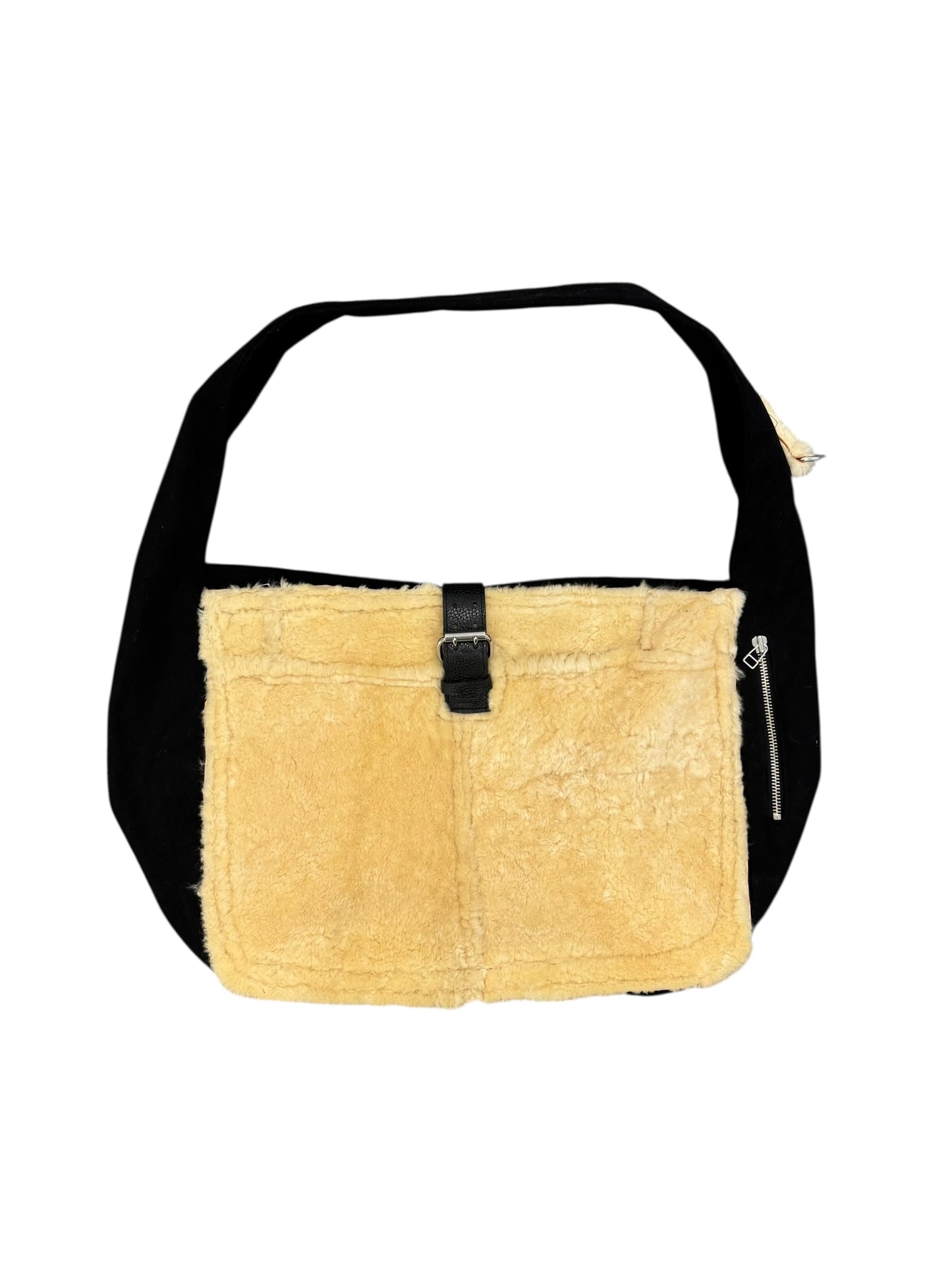 Futrzana torba pocztowa