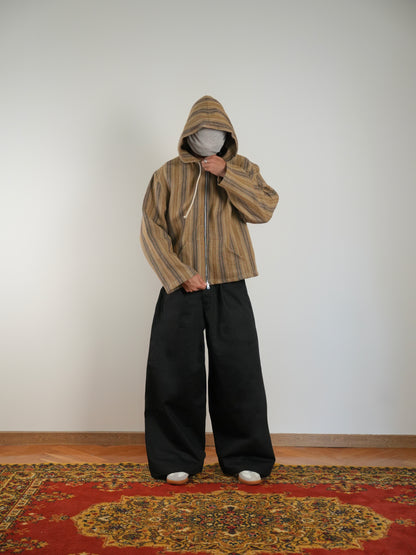 Lniana bluza z kapturem w stylu renesansowym