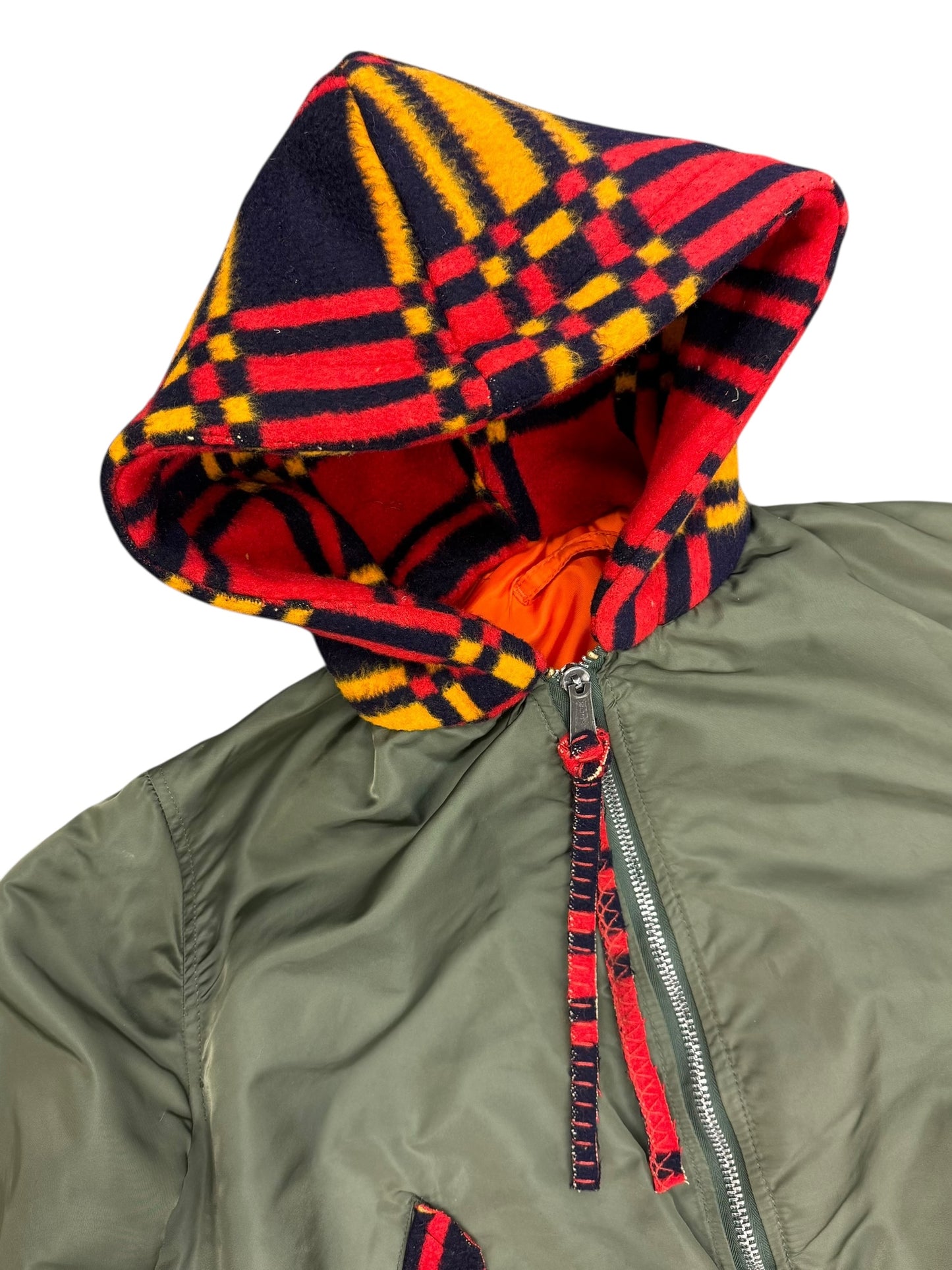 Zmodyfikowana kurtka bomber