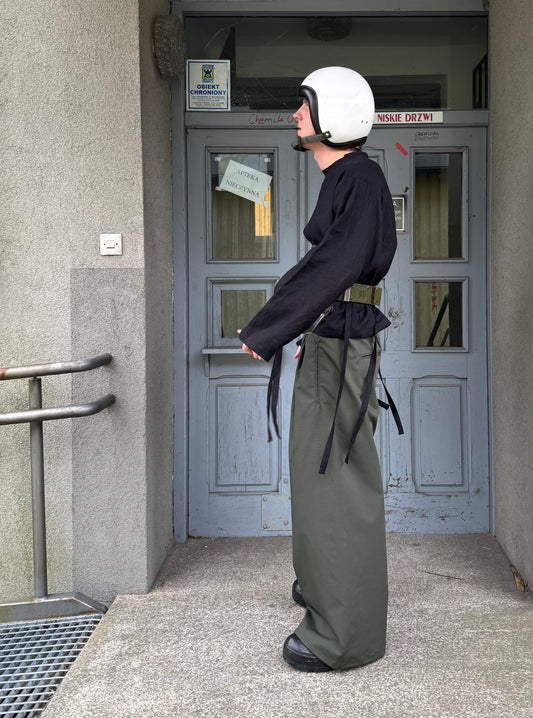 Mój kręgosłup moralny potrzebuje gorsetu z butów bojowych z Wietnamu z 1969 roku