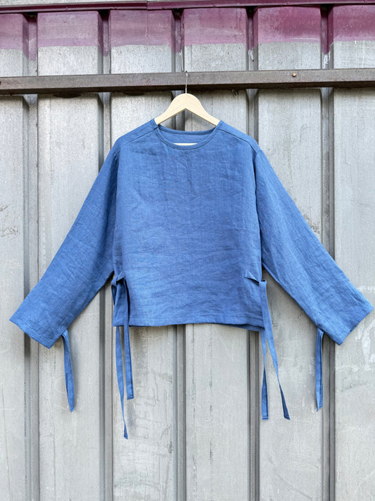 Lniany Kaftan Bezpieczeństwa "Zwolnienie z uwięzi" (Niebieski)